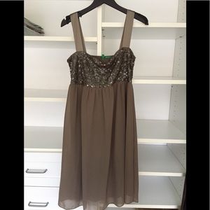 New Benetton brown dress with sequin top. Sz small